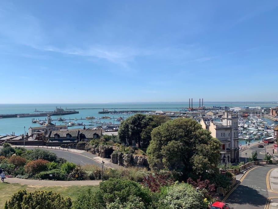 Georgian 5 Storey House, Seaviews, Cinema Room Ramsgate Esterno foto